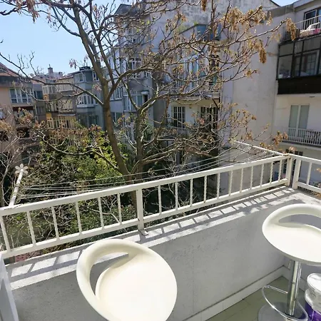 Modern 3bdr @ Nisantasi W/ Indoor Fire Pit Apartament Stambuł